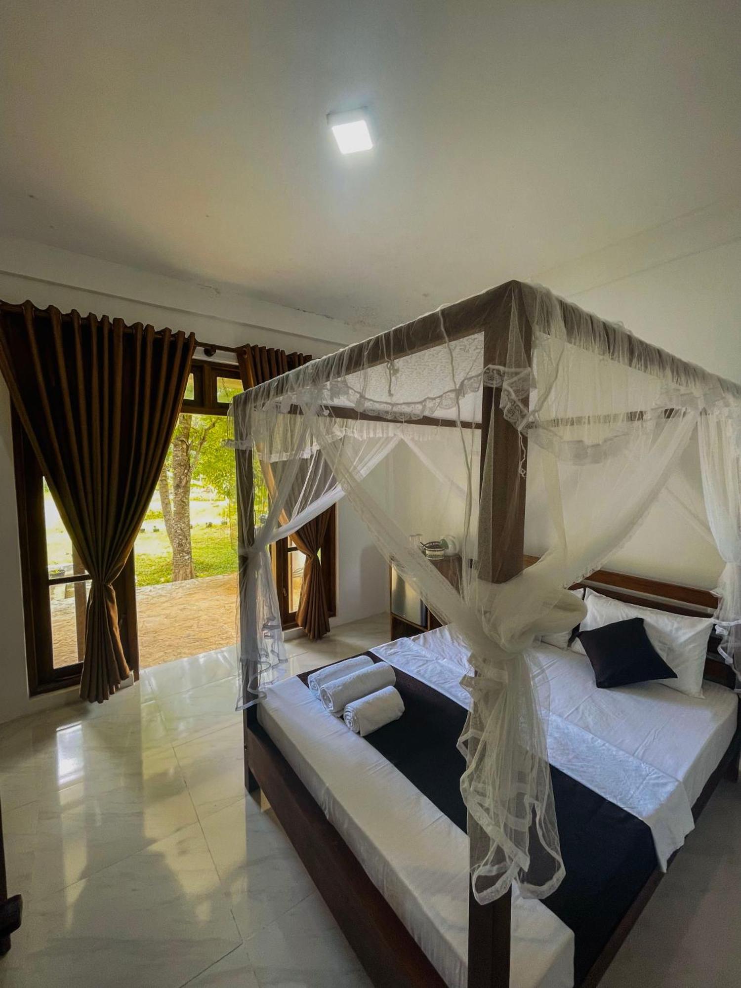 The Lotus Villa Sigiriya Exterior photo